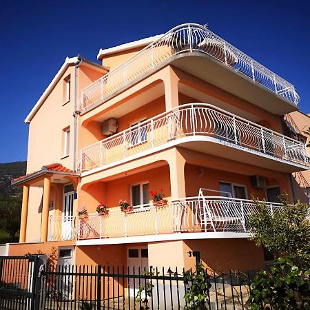 Apartmani Mateja Kastela Bagian luar foto