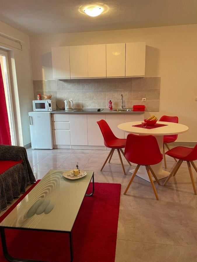 Apartmani Mateja Kastela Bagian luar foto