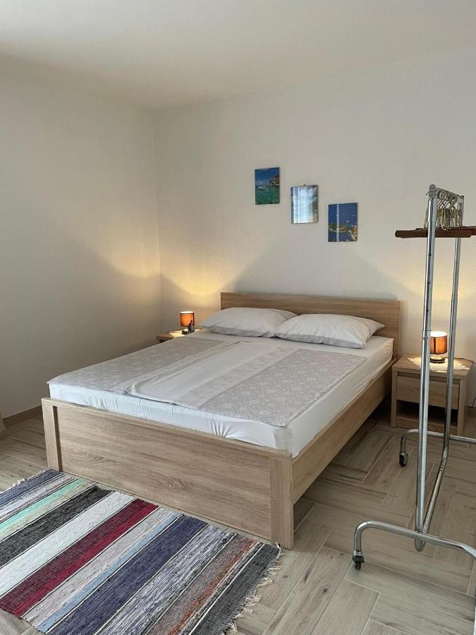 Apartmani Mateja Kastela Bagian luar foto